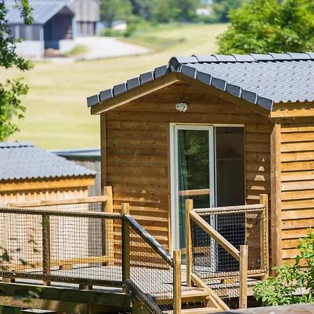 Domaine De Combelles *