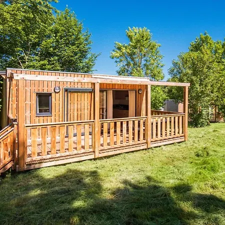 Domaine De Combelles * Le Monastere