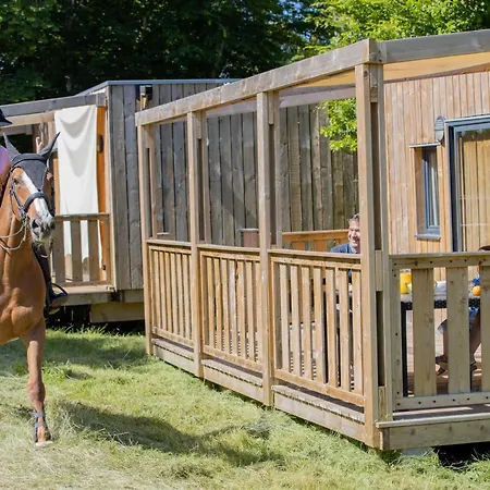 Domaine De Combelles Шале Le Monastere
