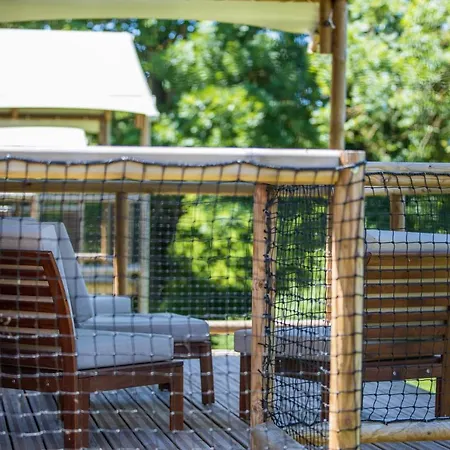 Domaine De Combelles * Le Monastere