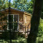 Domaine De Combelles