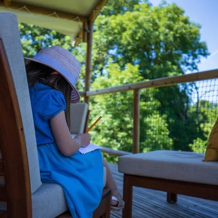 Domaine De Combelles Chalet Le Monastere
