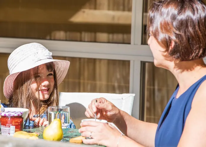 Domaine De Combelles Le Monastere