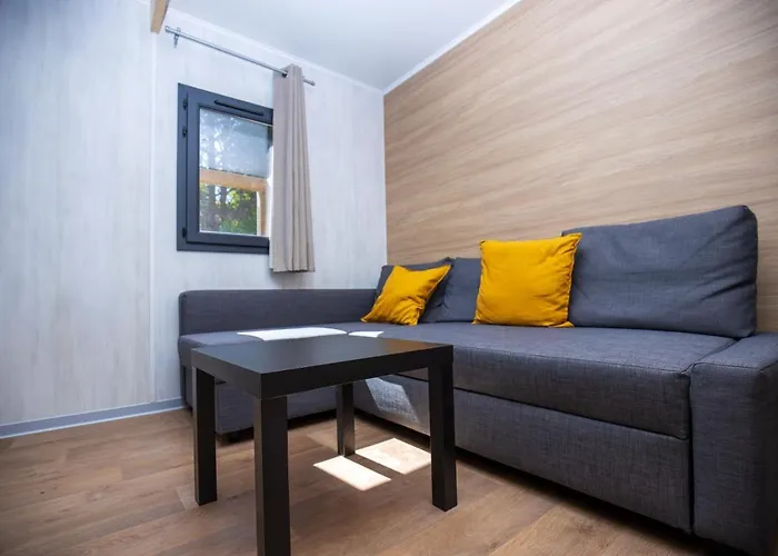 Alpstuga Domaine De Combelles Le Monastere